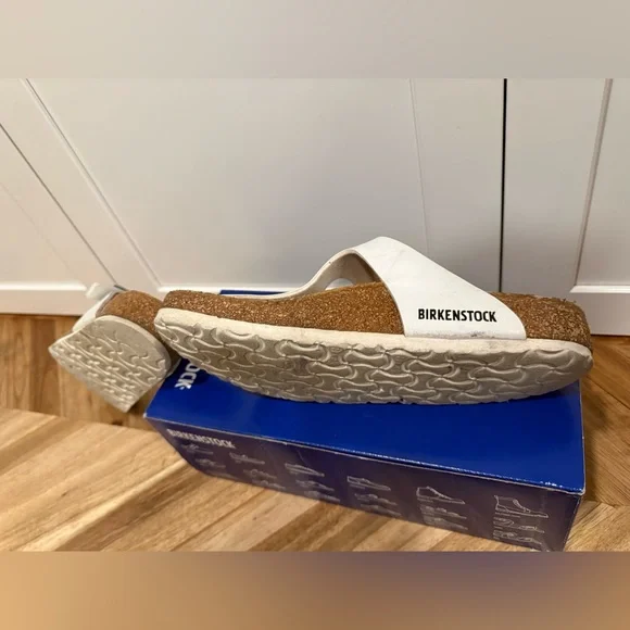 Birkenstock Gizah Women's White Sandals size 38 - Picture 2 of 12